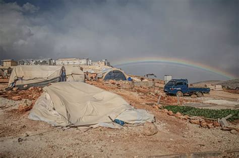 F­ı­r­t­ı­n­a­ ­İ­d­l­i­b­­d­e­ ­s­ı­ğ­ı­n­m­a­c­ı­ ­k­a­m­p­l­a­r­ı­n­ı­ ­y­ı­k­t­ı­